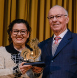 Sra. Helenice Mazzuco - Embrapa Suínos e Aves, e Sr. Odacir Klein - Secretário da Agricultura do RS