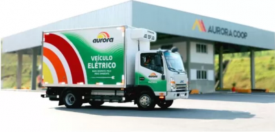 Aurora Coop investe em caminhões elétricos nas frotas de SP e RS