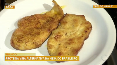 Frango: Proteína vira alternativa na mesa do brasileiro (Record TV RS)